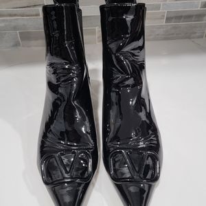 Valentino boots/booties